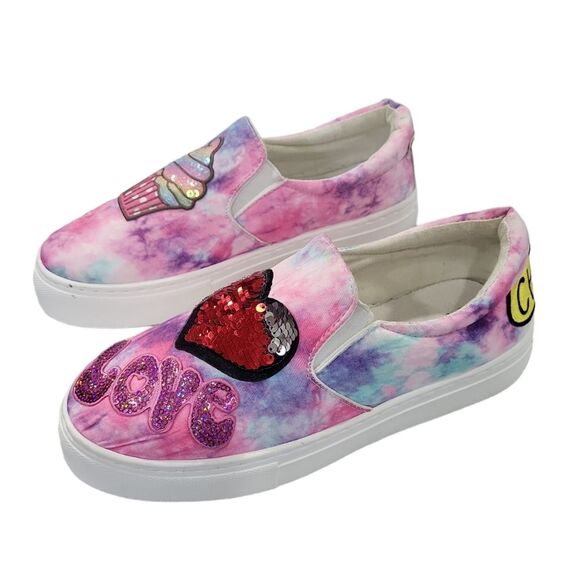 NWOT Qupid women's Emoji embroidered sweet love heart tie dye slip-on flat 9 - Picture 1 of 15